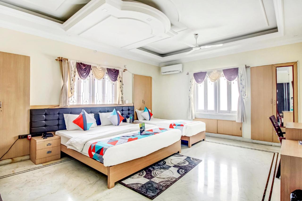 Готель Fabexpress Kolkata Residency Екстер'єр фото